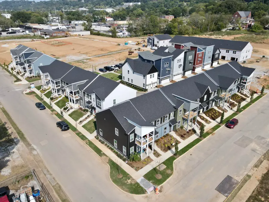 2429 E 17th Street, Chattanooga, TN 37404 - #2