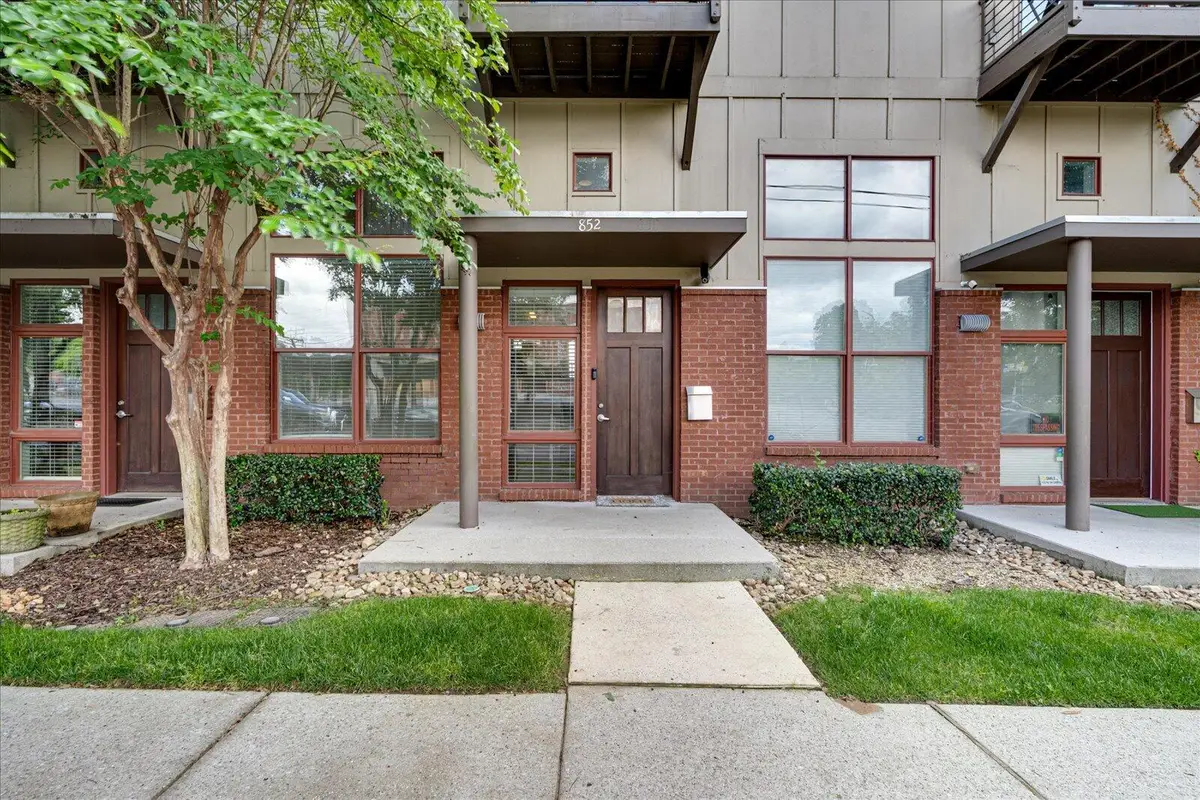 852 E 8th Street, Chattanooga, TN 37403 - #1