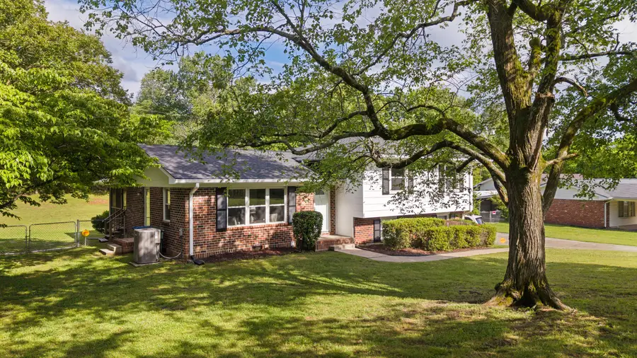 2414 Standifer Gap Road, Chattanooga, TN 37421 - #3