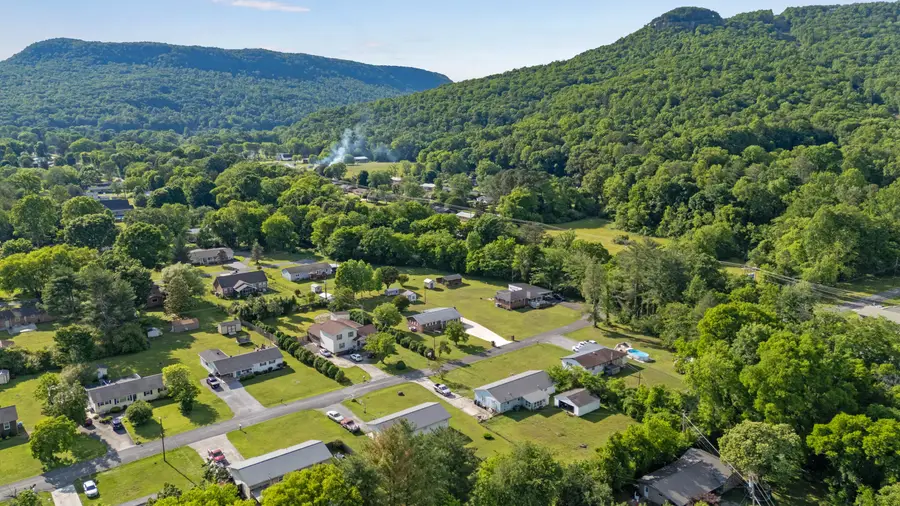 1123 Highland Avenue, Jasper, TN 37347 - #3