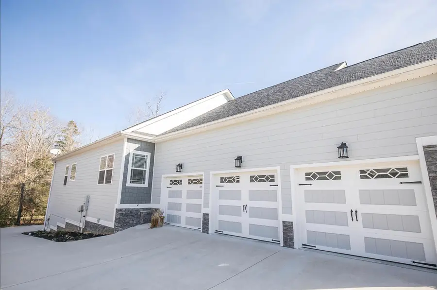 8665 Skybrook Drive, Ooltewah, TN 37363 - #3
