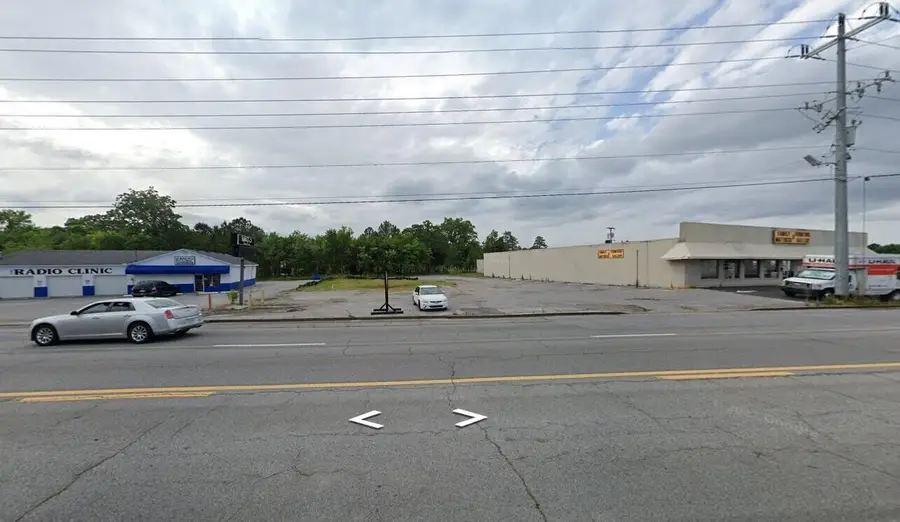 5917 Lee Highway, Chattanooga, TN 37421 - #2