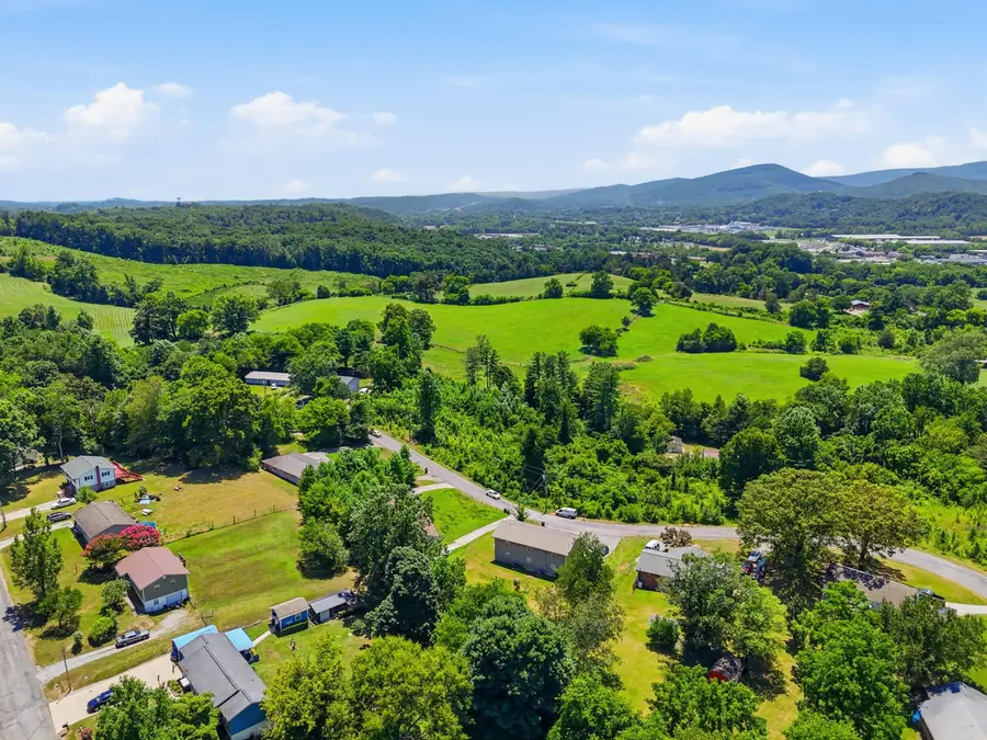 363 Hidden Hills Drive, Dayton, TN 37321 - #3