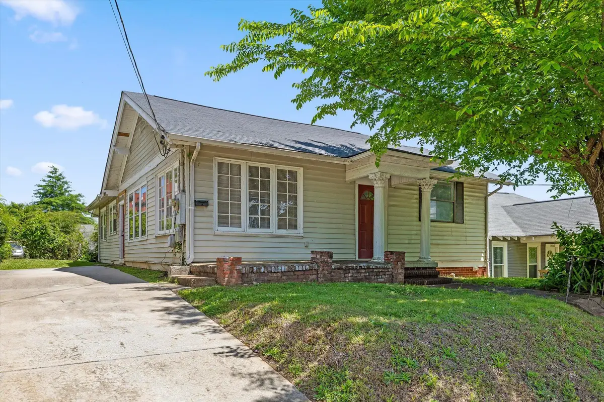 1033 E 05th Street, Chattanooga, TN 37403 - #1