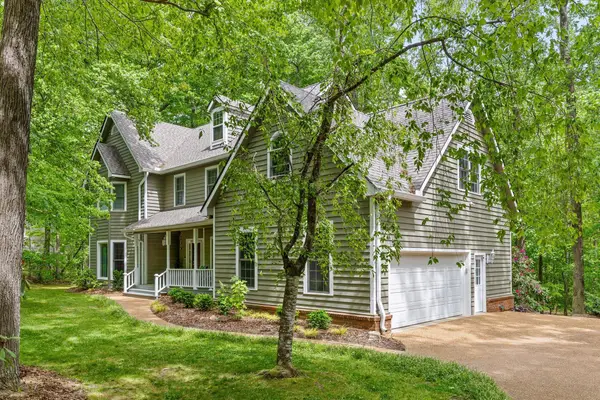 3908 Ivory Avenue, Signal Mountain, TN 37377