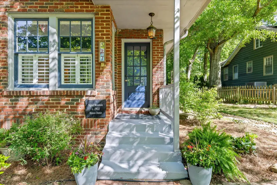 327 James Boulevard, Signal Mountain, TN 37377 - #3
