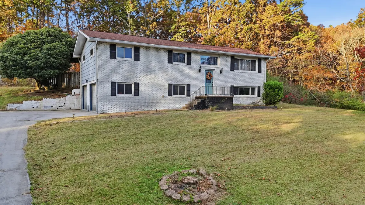 25 Carolyn Lane, Rossville, GA 30741 - #1