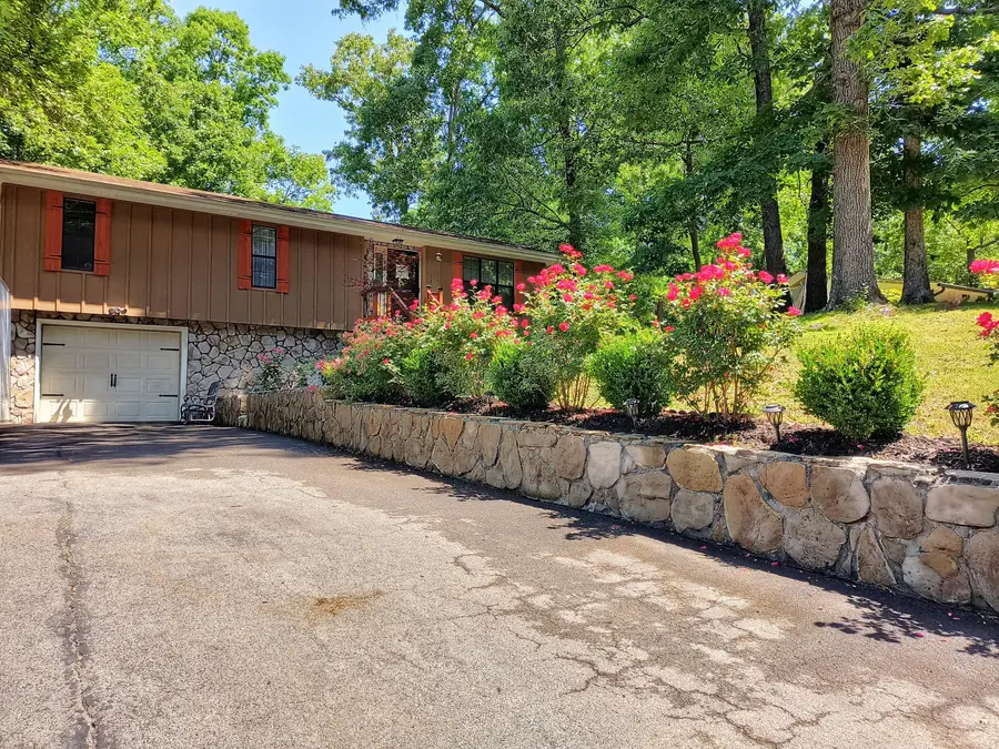 138 Hill Street, Ringgold, GA 30736 - #3