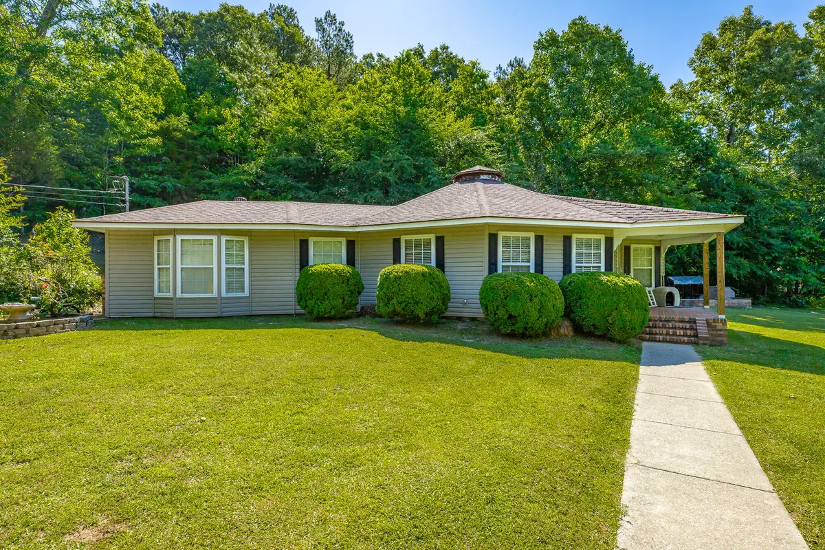 1353 County Road 286, Stevenson, AL 35772 - #1