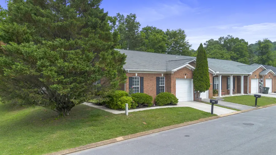 1809 Jackson Square Drive, Hixson, TN 37343 - #2