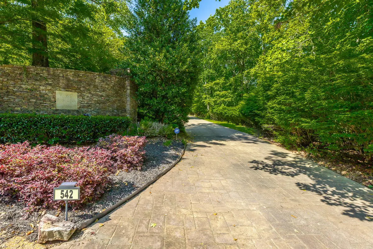 542 Turnberry Lane, Lookout Mountain, GA 30750 - #1
