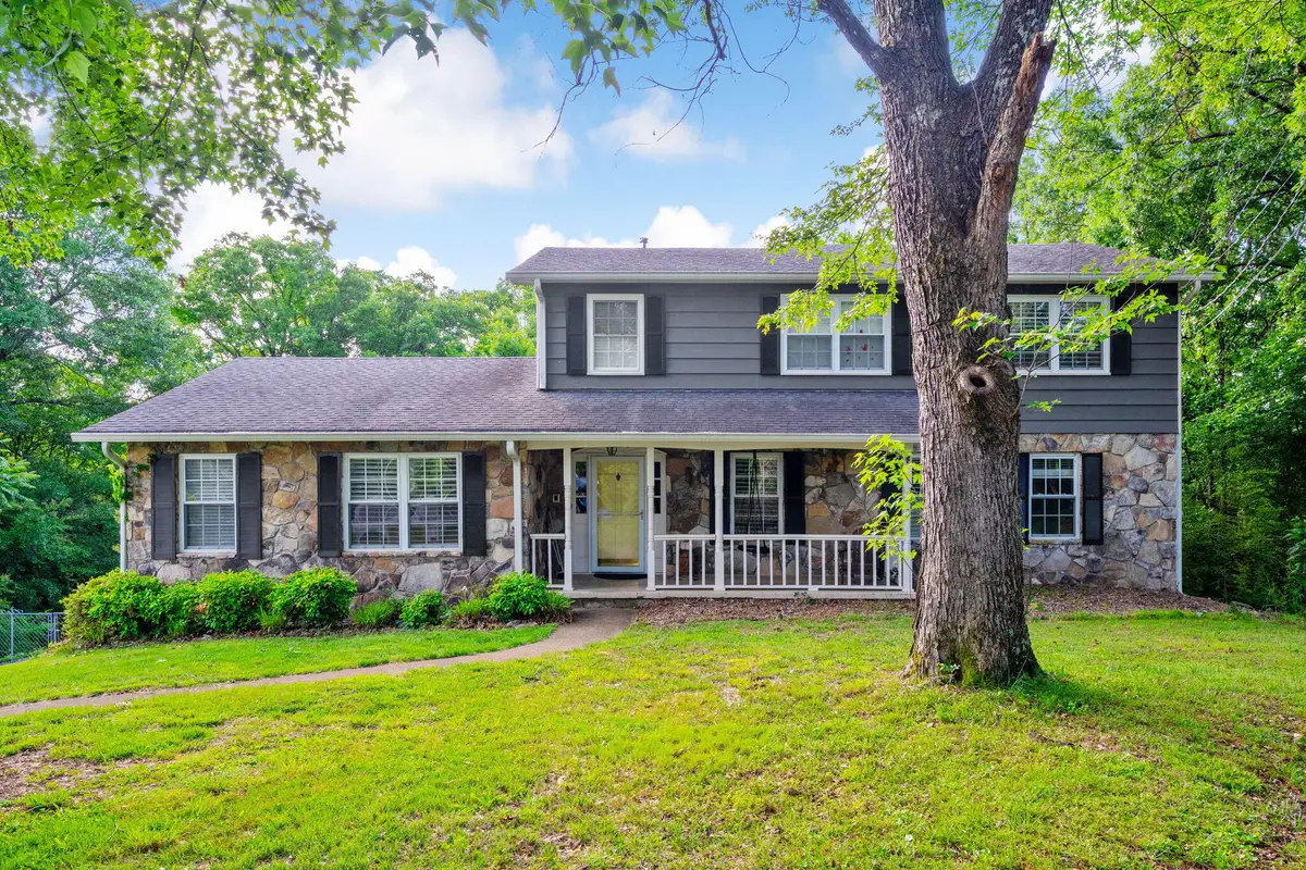 817 Fox Chase Lane, Hixson, TN 37343 - #1