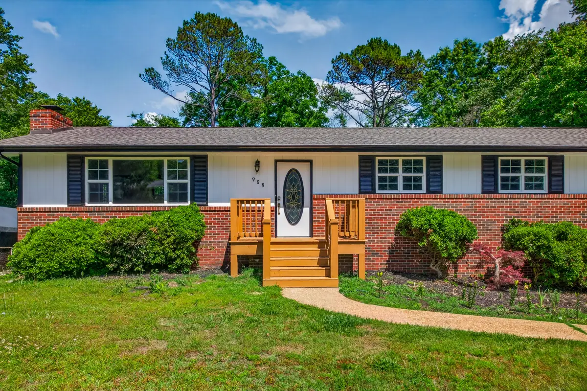 968 W Circle Drive, Rossville, GA 30741 - #1