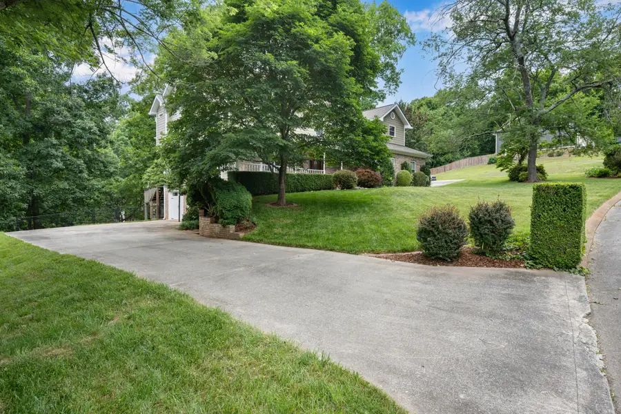 618 River Landing Drive, Soddy Daisy, TN 37379 - #3