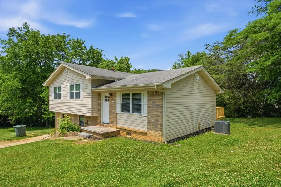 901 Valerie Lane, Hixson, TN 37343 - #2
