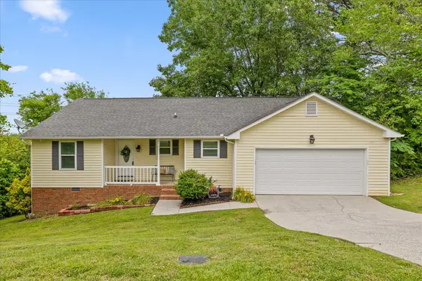 1712 E Rebel Road, Rossville, GA 30741