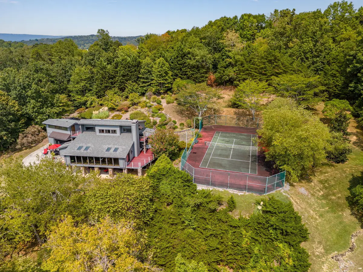 3411 Kings Cove Lane, Chattanooga, TN 37416 - #1