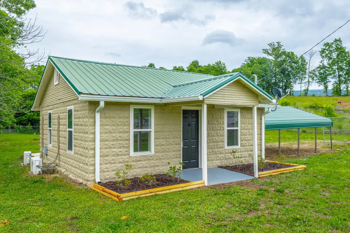 190 Sunset Drive, Trenton, GA 30752 - #1