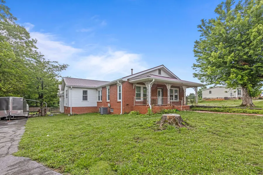 110 Wheeler Avenue, Pikeville, TN 37367 - #2