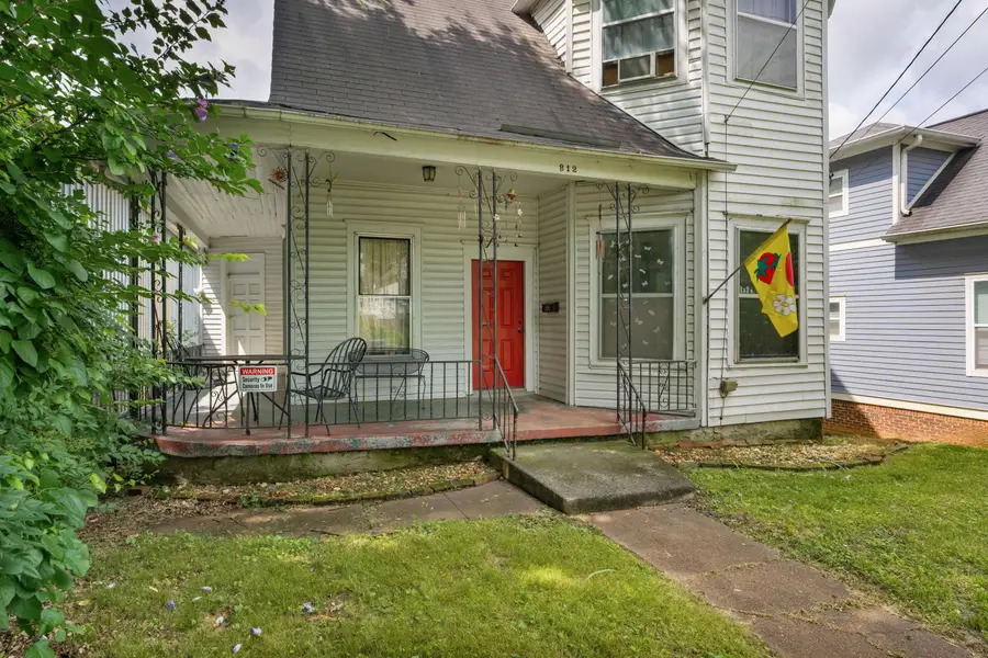 812 E 10th Street, Chattanooga, TN 37403 - #3