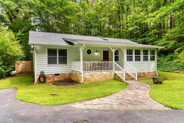 1178 Swan Bridge, Talking Rock, GA 30175