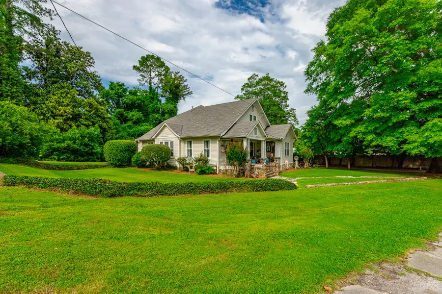 215 Gordon Street, Chickamauga, GA 30707 - #2