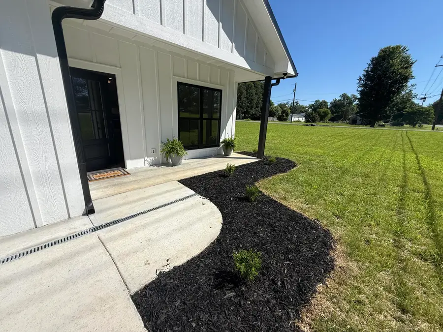 400 E 5th Street, Stevenson, AL 35772 - #3