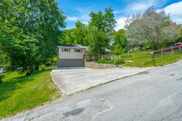 107 Anderson Road, Rossville, GA 30741