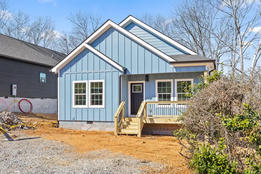 909 N Chamberlain Avenue, Chattanooga, TN 37406 - #3