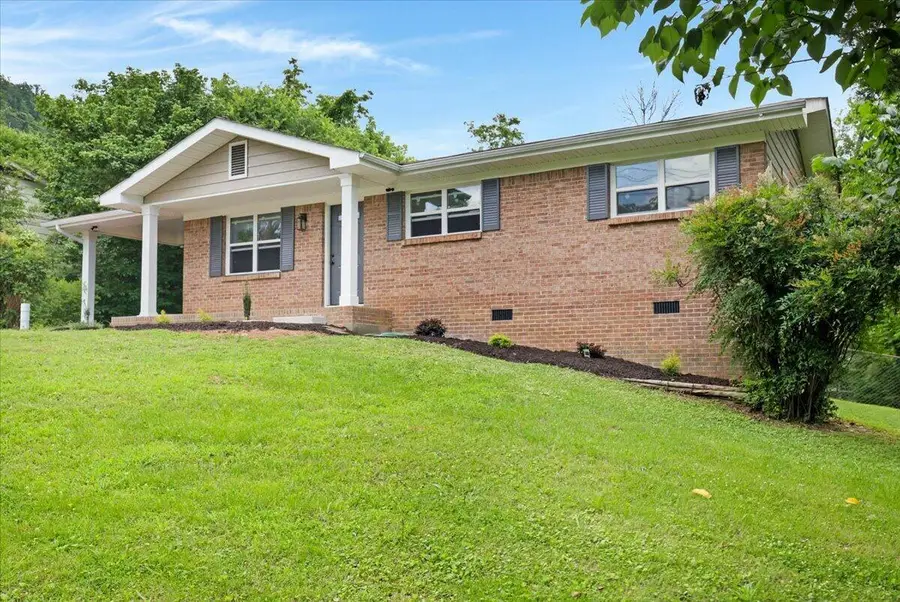 9618 W Vine Street, Ooltewah, TN 37363 - #3