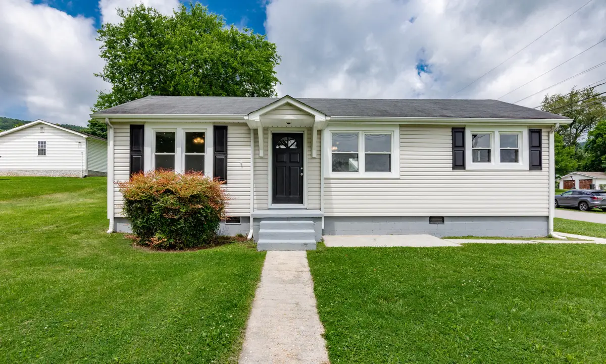 11353 N Oak Street, Soddy Daisy, TN 37379 - #1
