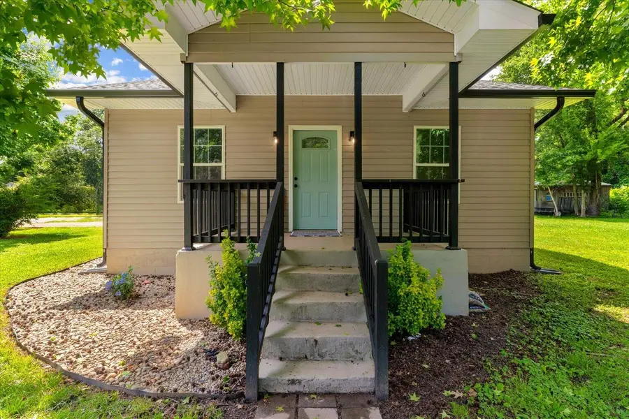 9855 Walnut Street, Soddy Daisy, TN 37379 - #2