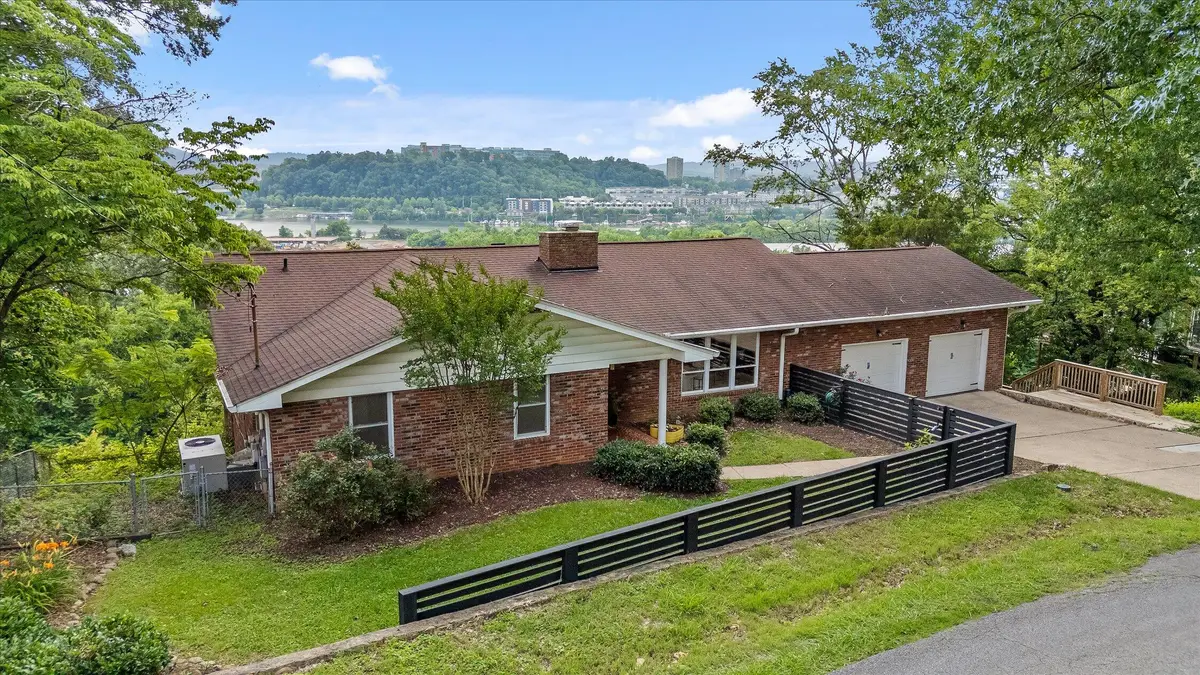 302 Walsh Road, Chattanooga, TN 37405 - #1