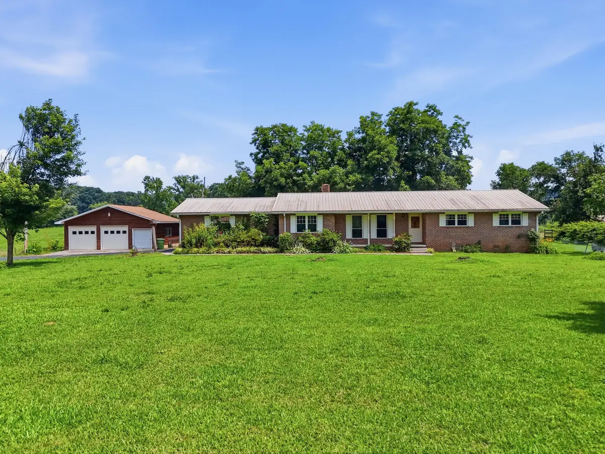 2879 E Broomtown Road, Lafayette, GA 30728 - #1