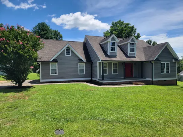696 Thomas Avenue, Chickamauga, GA 30707