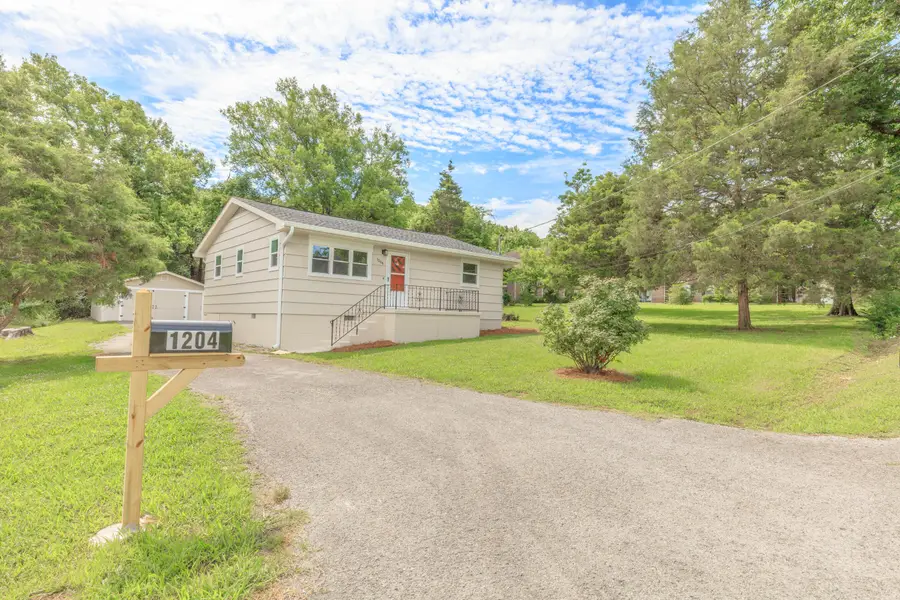1204 Wooden Avenue, Rossville, GA 30741 - #2