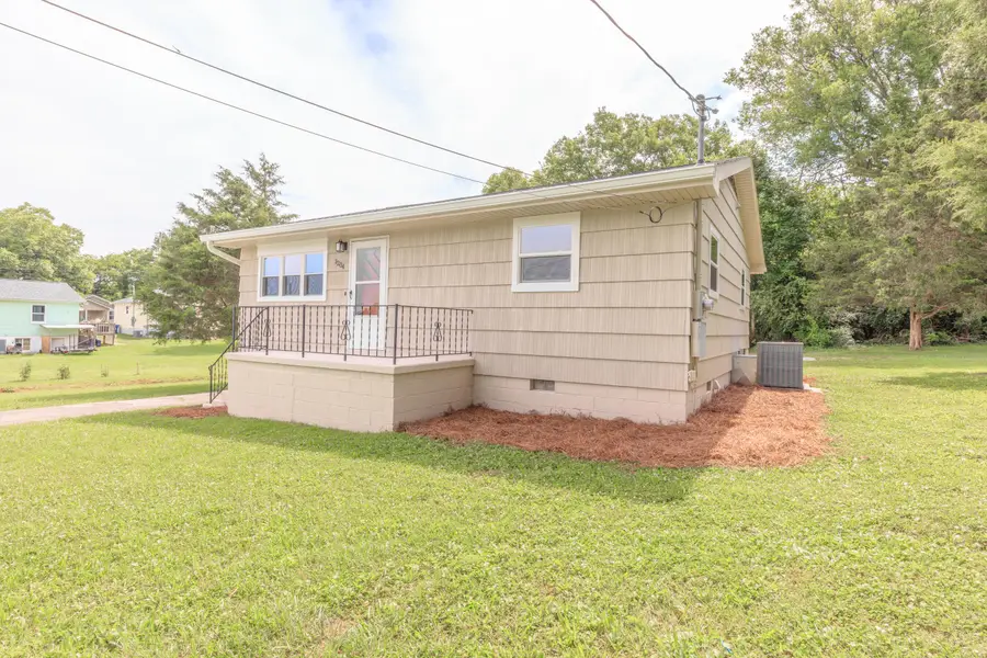 1204 Wooden Avenue, Rossville, GA 30741 - #3