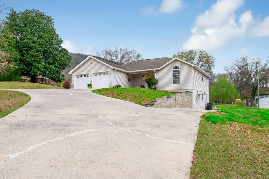 3731 Kellys Ferry Road, Chattanooga, TN 37419 - #2
