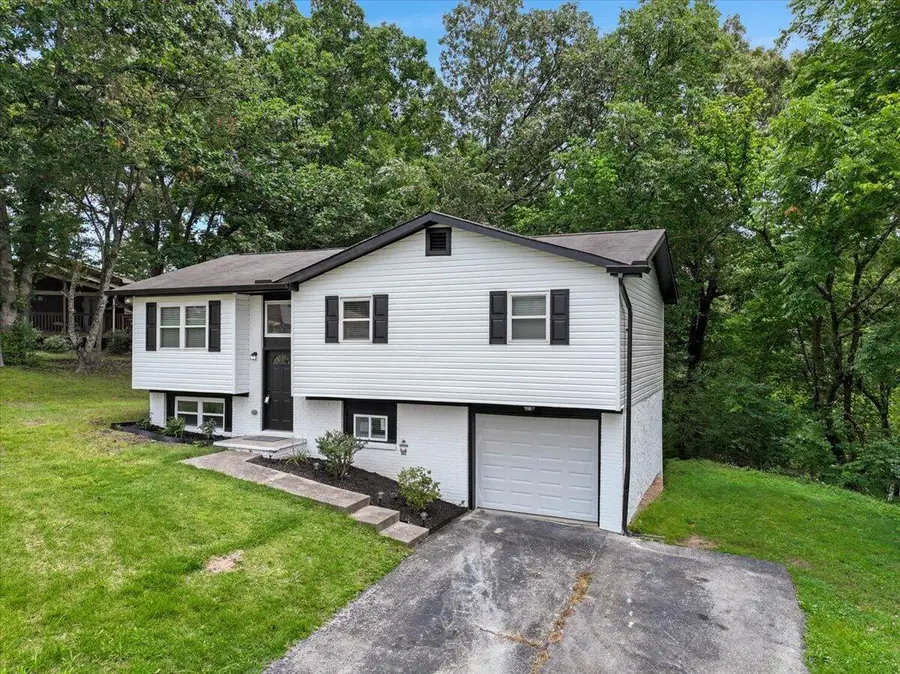 416 Northmont Road, Hixson, TN 37343 - #2
