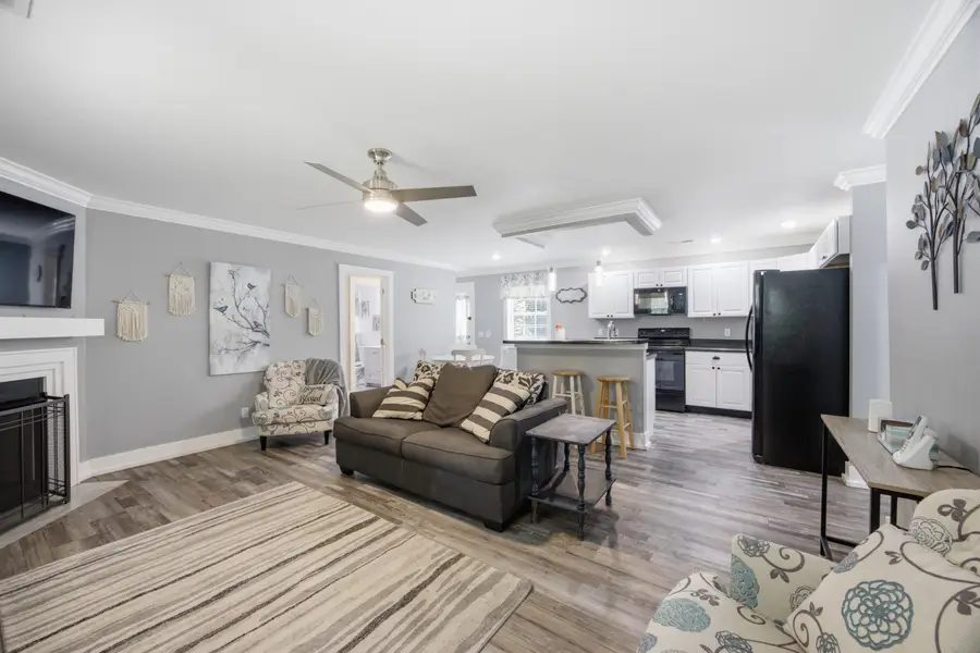 305 Longwood Street, Chickamauga, GA 30707 - #3