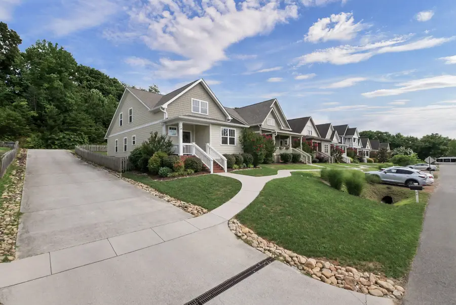 2336 Ashmore Avenue, Chattanooga, TN 37415 - #3