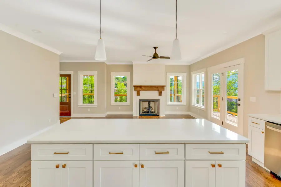 613 W View Road, Chattanooga, TN 37415 - #3