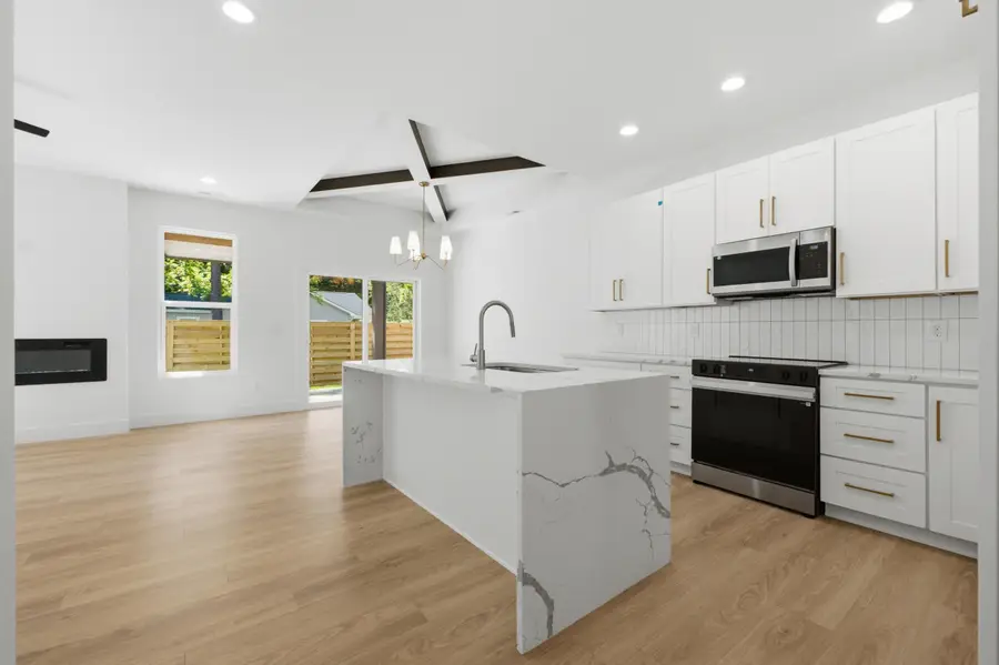 3390 Easton Ave #102, Chattanooga, TN 37415 - #2