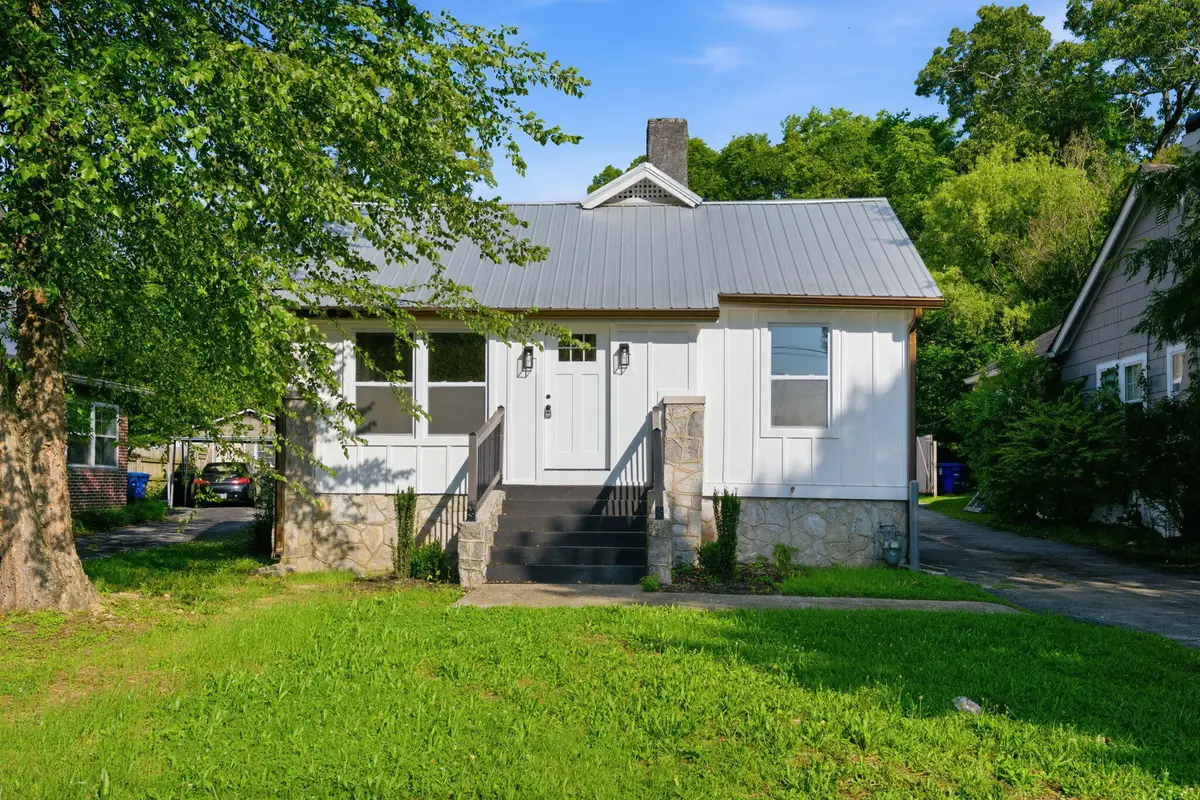 27 Vista Drive, Chattanooga, TN 37411 - #1