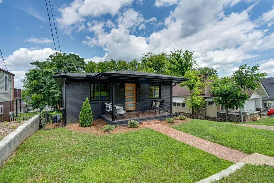 2005 Vine Street, Chattanooga, TN 37404 - #2