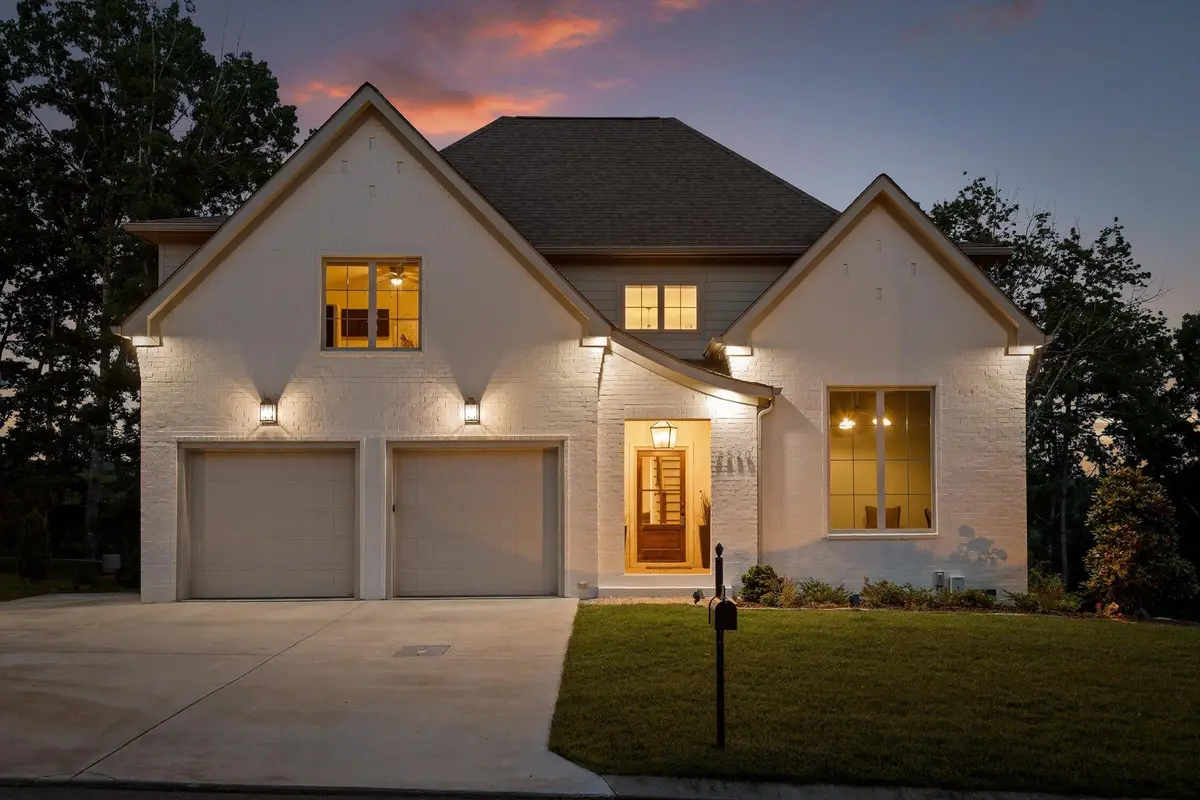 3520 Sweetshrub Way, Signal Mountain, TN 37377 - #1
