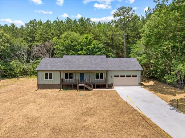 3104 Old Morris Road, Rocky Face, GA 30740