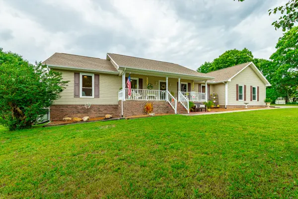 10005 Runyan Hills Lane, Ooltewah, TN 37363