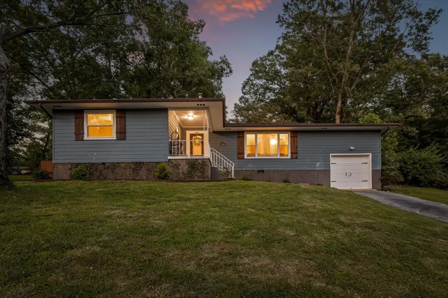 206 Sunnybrook Trail, Signal Mountain, TN 37377 - #3