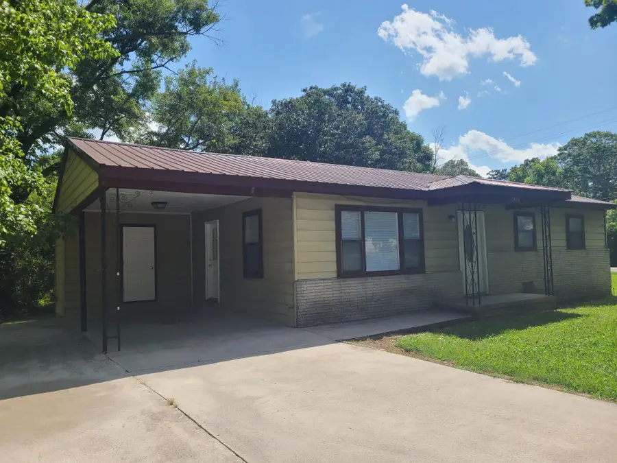 2000 Young Road Se, Cleveland, TN 37323 - #2